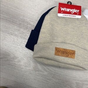Wrangler Men's Beige and Navy Beanie Set